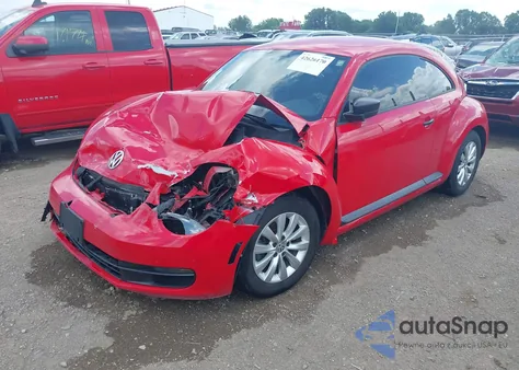 2014 Volkswagen Beetle 2.5L Entry from USA, damaged, VIN 3VWFP7ATXEM627653